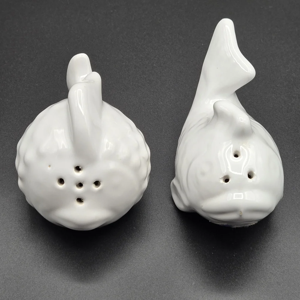Pier 1 Imports White Puffer Koi Fish Salt & Pepper Shaker Set Italy